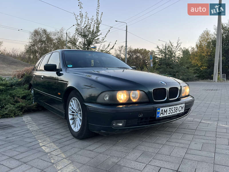 Універсал BMW 5 Series 2000 в Слов'янську