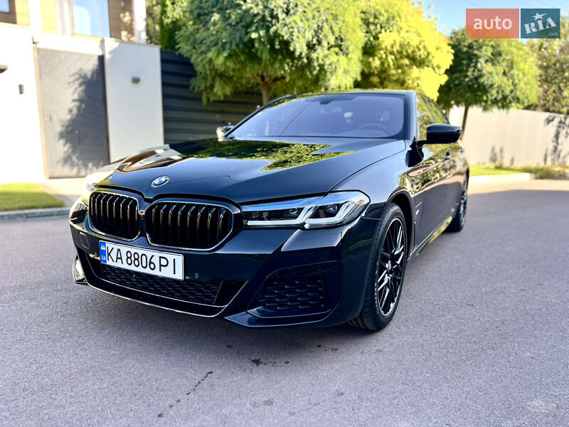 Седан BMW 5 Series 2017 в Киеве фото 2 Седан BMW 5 Series 2017 в Киеве