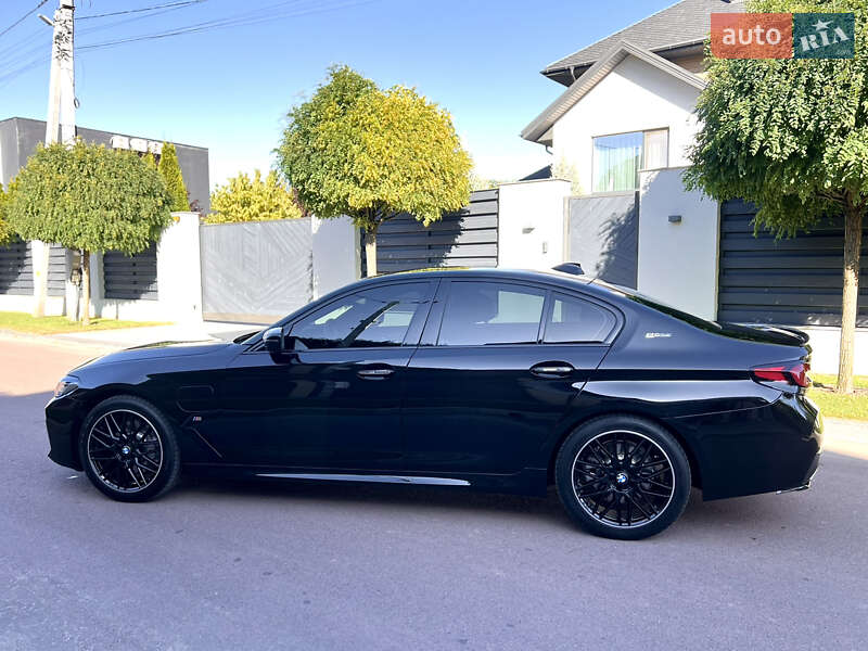 Седан BMW 5 Series 2017 в Киеве фото 13 Седан BMW 5 Series 2017 в Киеве