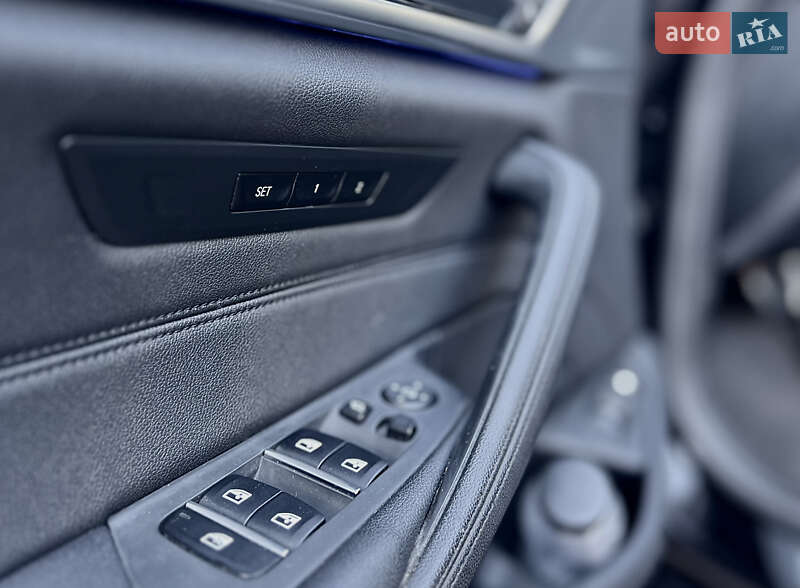 Седан BMW 5 Series 2017 в Киеве фото 33 Седан BMW 5 Series 2017 в Киеве