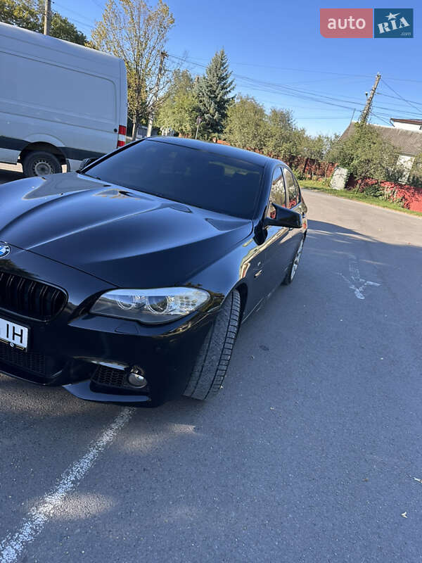 Седан BMW 5 Series 2012 в Коломые
