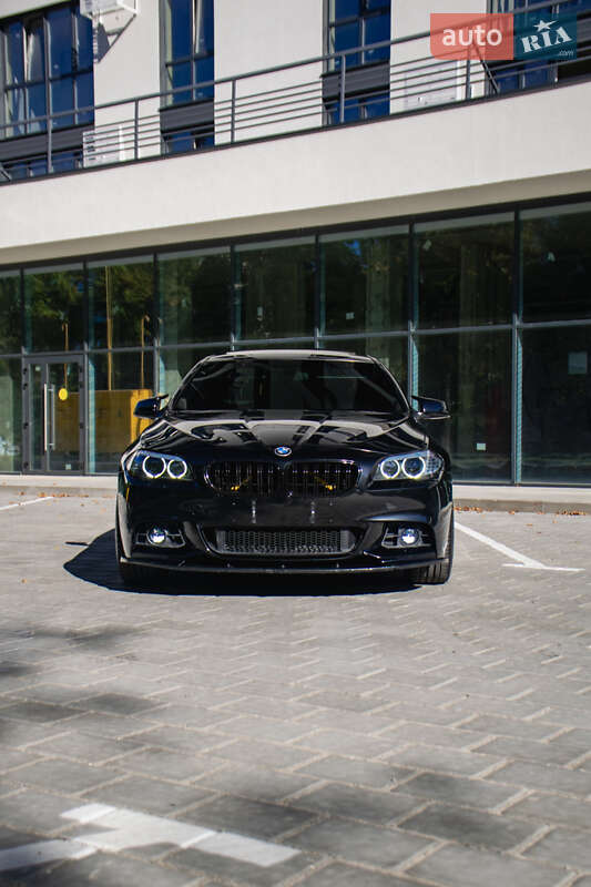 BMW 5 Series 2012 BMW 5 Series 2012