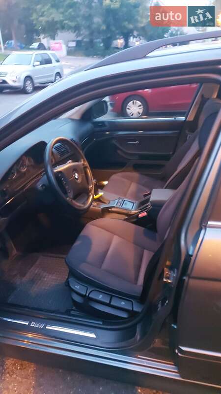 Універсал BMW 5 Series 2002 в Києві