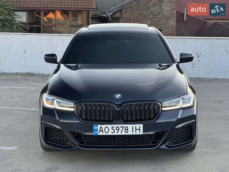 Седан BMW 5 Series 2017 в Мукачево