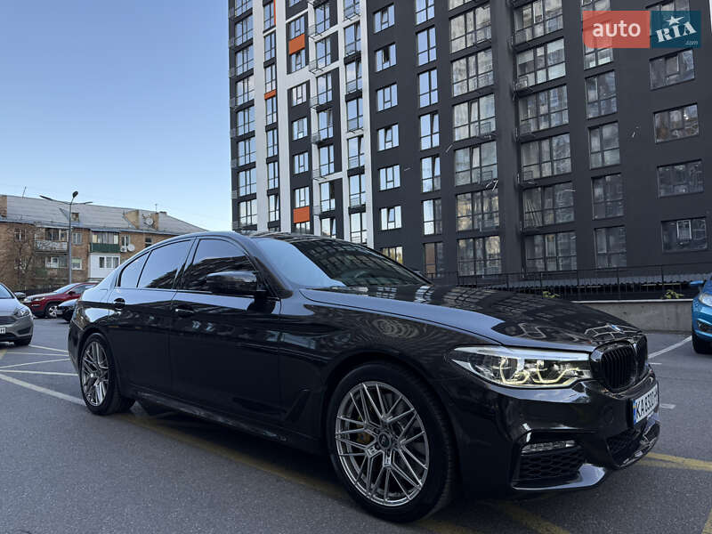 Седан BMW 5 Series 2019 в Киеве