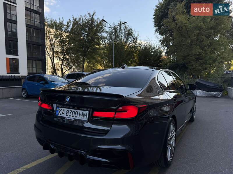 Седан BMW 5 Series 2019 в Киеве