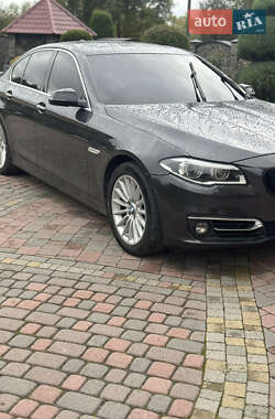 Седан BMW 5 Series 2014 в Львові