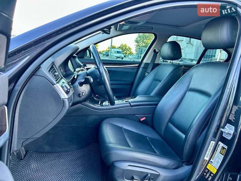 Седан BMW 5 Series 2015 в Києві фото 31 Седан BMW 5 Series 2015 в Києві