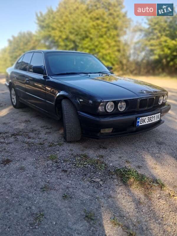 Седан BMW 5 Series 1989 в Монастыриске фото 2 Седан BMW 5 Series 1989 в Монастыриске