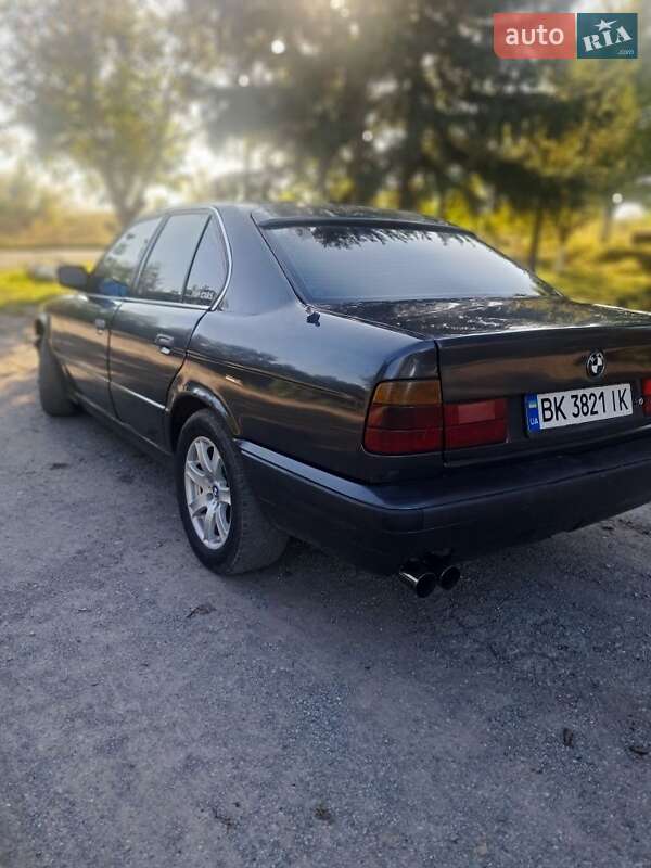 Седан BMW 5 Series 1989 в Монастыриске фото 5 Седан BMW 5 Series 1989 в Монастыриске