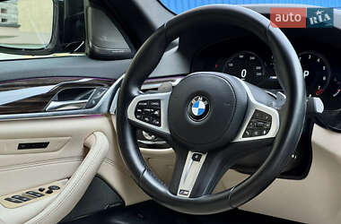 Седан BMW 5 Series 2017 в 