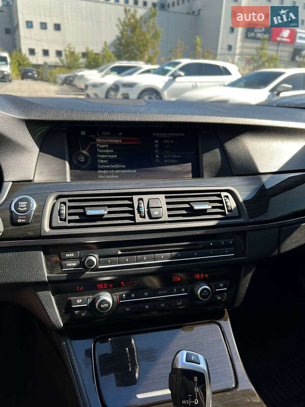 Седан BMW 5 Series 2013 в Львове