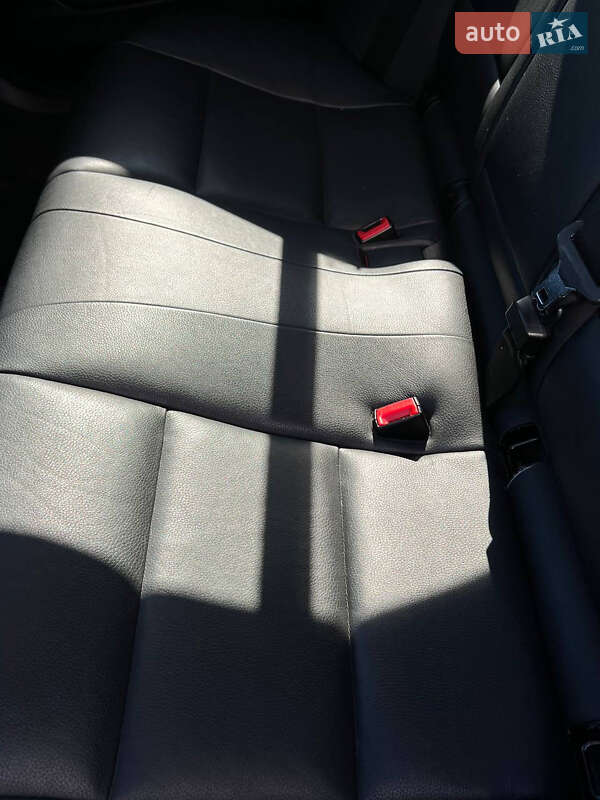 Седан BMW 5 Series 2013 в Львове