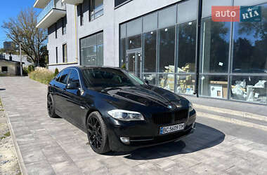 Седан BMW 5 Series 2013 в Львові