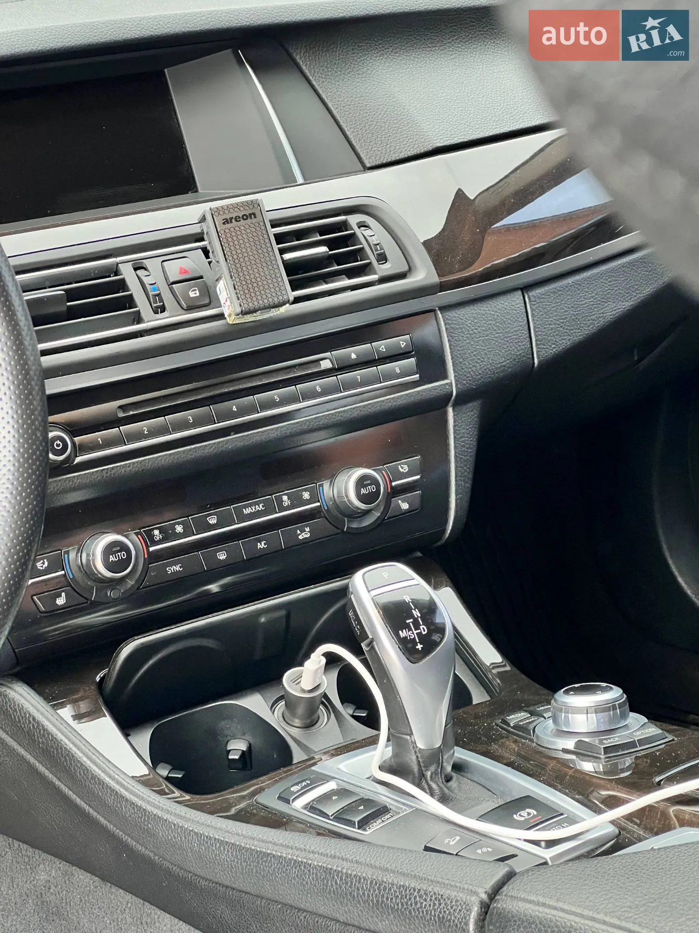 2015 BMW 5er - мініатюра 19