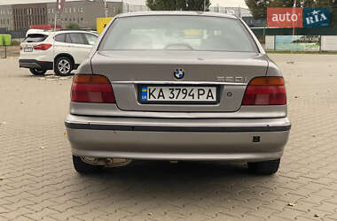 Седан BMW 5 Series 1999 в 