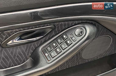 Седан BMW 5 Series 1999 в 