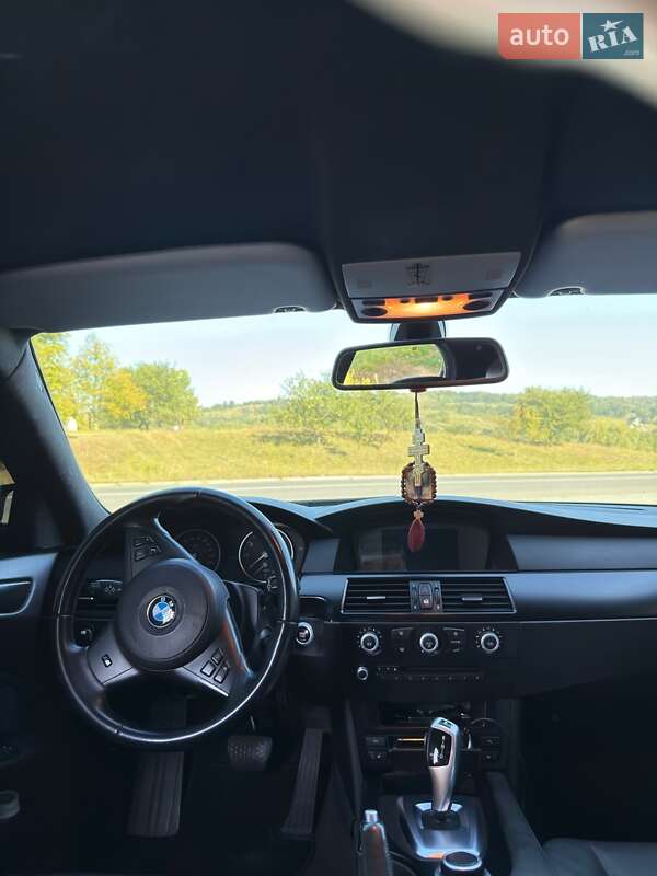 Седан BMW 5 Series 2007 в Глибокій фото 22 Седан BMW 5 Series 2007 в Глибокій
