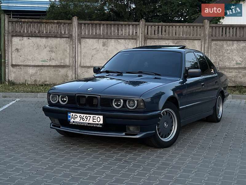 Седан BMW 5 Series 1988 в Вінниці