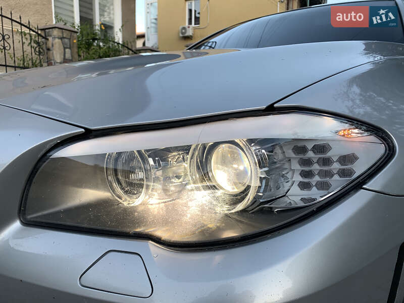 Седан BMW 5 Series 2013 в Надворной
