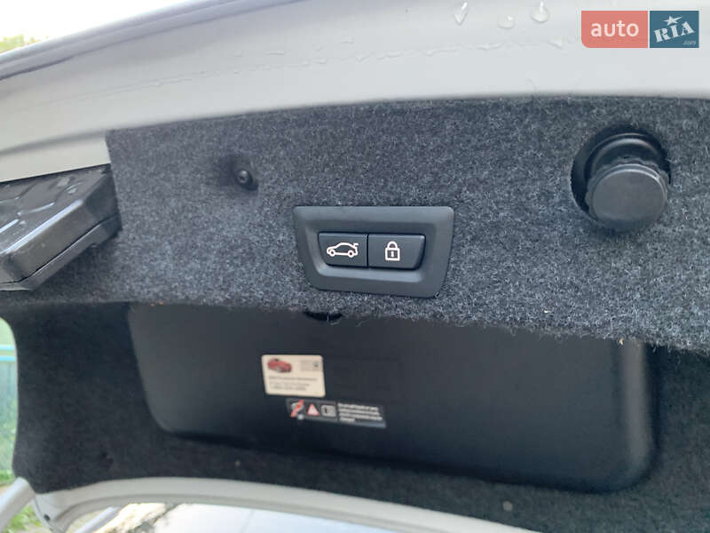 Седан BMW 5 Series 2013 в Надворной