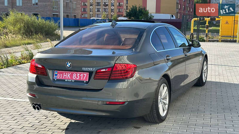 Седан BMW 5 Series 2014 в Виннице