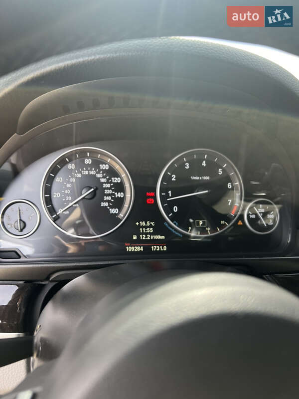 Седан BMW 5 Series 2012 в Днепре