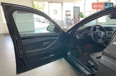 Седан BMW 5 Series 2012 в 
