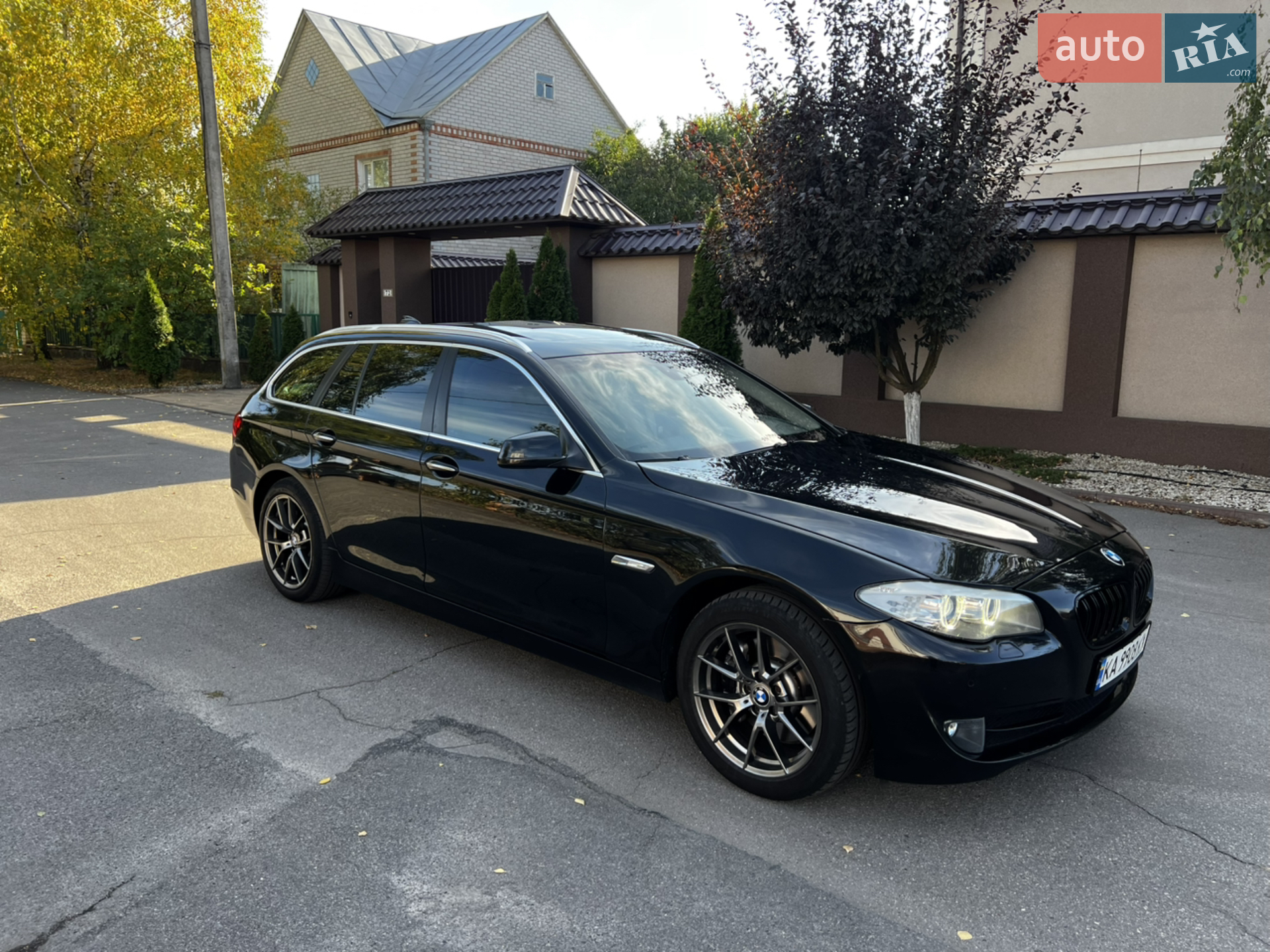 2010 BMW 5er - мініатюра 8