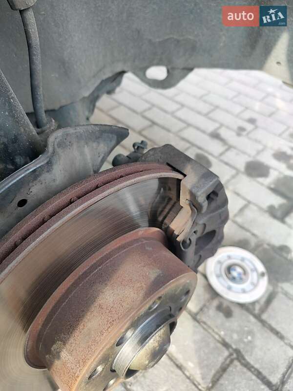 Седан BMW 5 Series 1993 в Кропивницькому