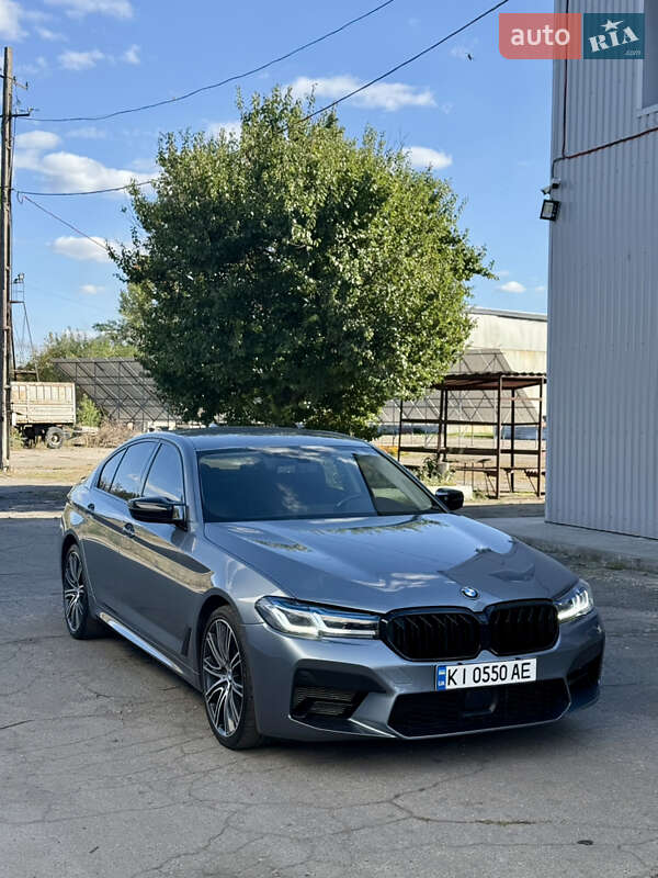 Седан BMW 5 Series 2017 в Павлограде