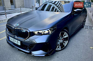 Седан BMW 5 Series 2024 в Києві