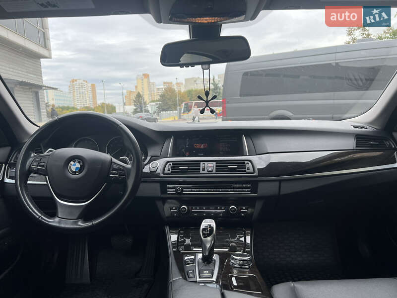 Седан BMW 5 Series 2016 в Харкові