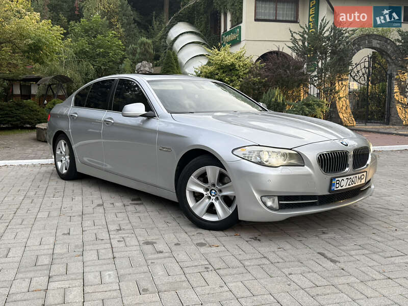 Седан BMW 5 Series 2012 в Дрогобичі
