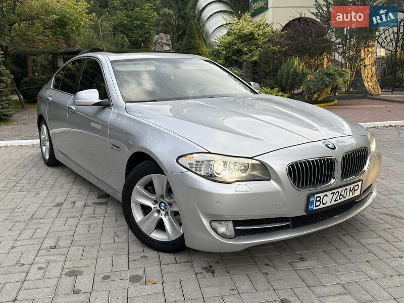 BMW 5 Series 2012 BMW 5 Series 2012