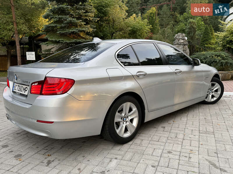 Седан BMW 5 Series 2012 в Дрогобичі