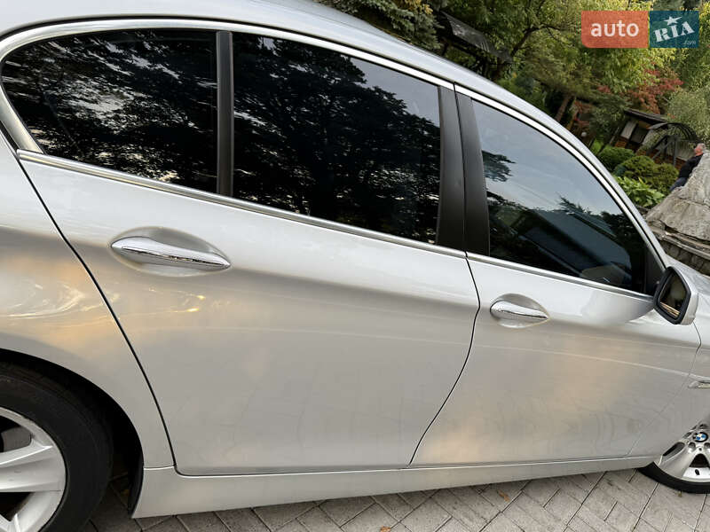Седан BMW 5 Series 2012 в Дрогобичі
