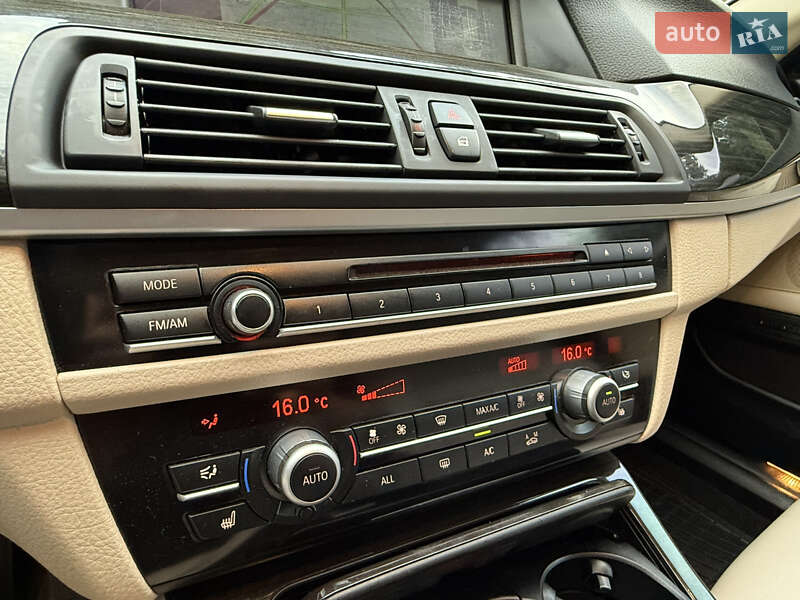 Седан BMW 5 Series 2012 в Дрогобичі