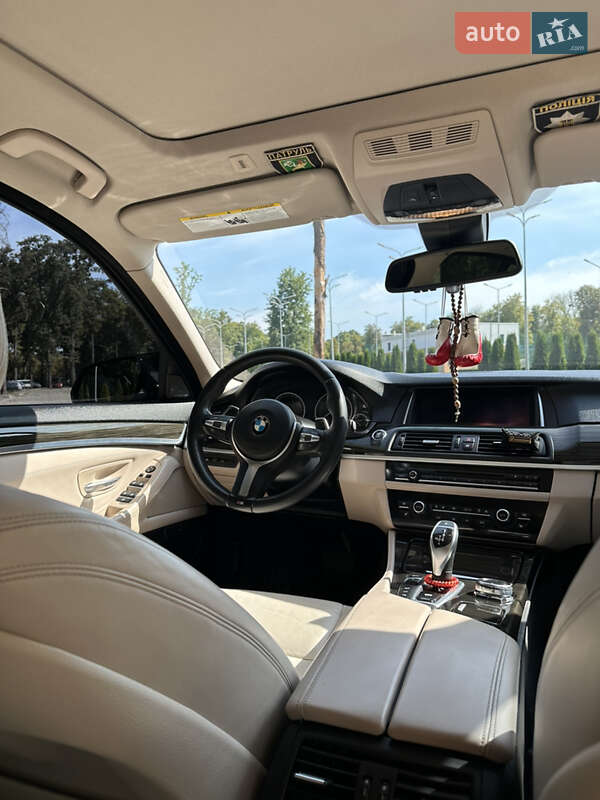 Седан BMW 5 Series 2016 в Харкові