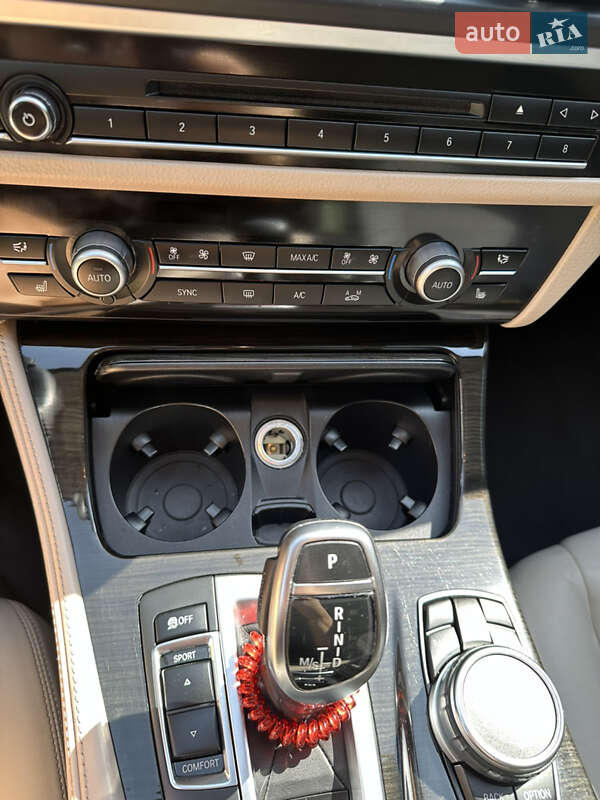 Седан BMW 5 Series 2016 в Харкові