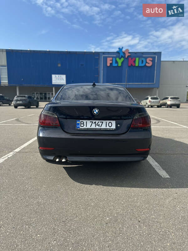 Седан BMW 5 Series 2003 в Кременчуге