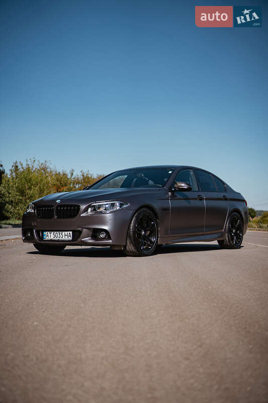 Седан BMW 5 Series 2015 в Бурштині