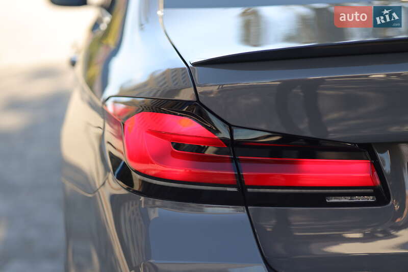 Седан BMW 5 Series 2021 в Мукачево