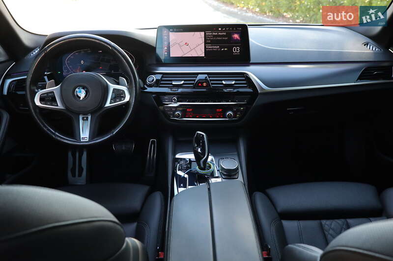 Седан BMW 5 Series 2021 в Мукачево