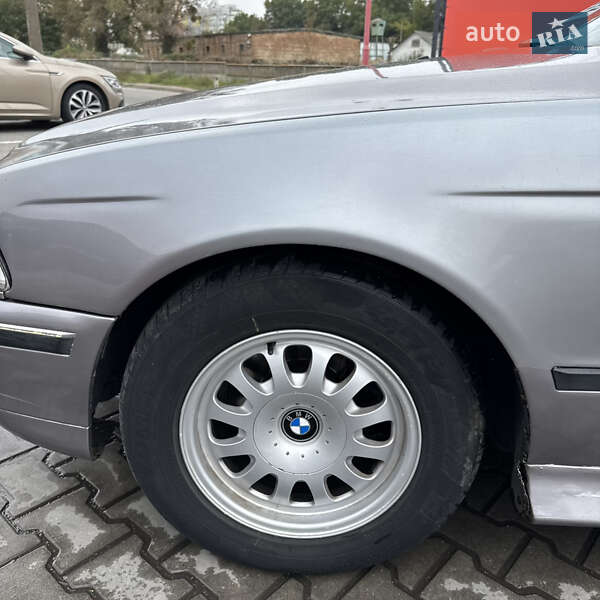 Седан BMW 5 Series 1996 в Виннице