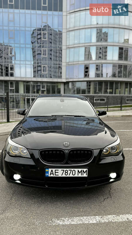 BMW 5 Series 2004