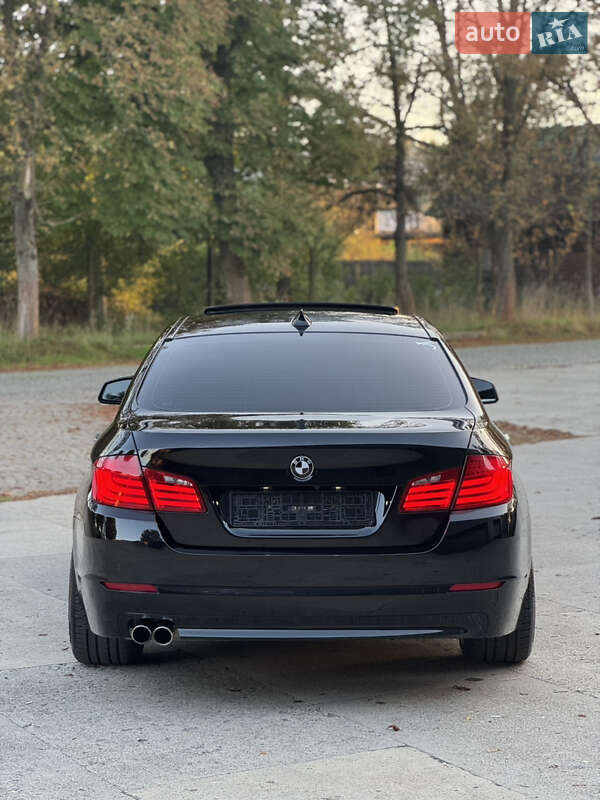 Седан BMW 5 Series 2013 в Тячеве