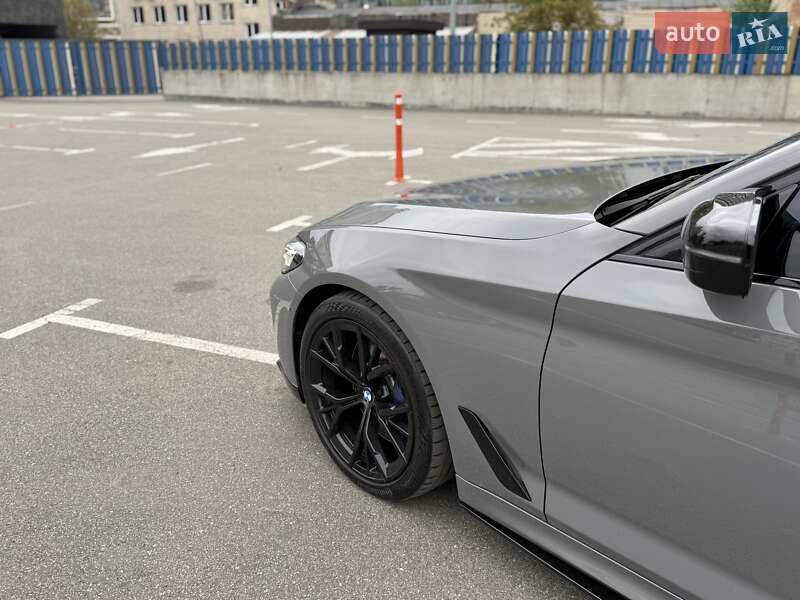 Седан BMW 5 Series 2021 в Киеве