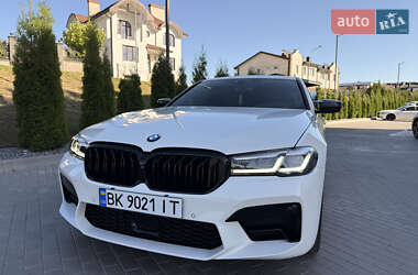 Седан BMW 5 Series 2019 в 
