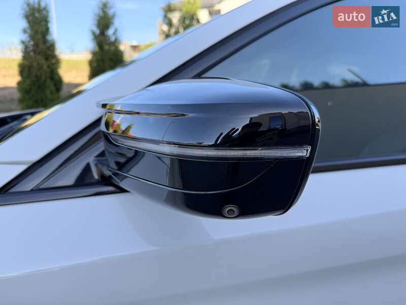 Седан BMW 5 Series 2019 в Ровно